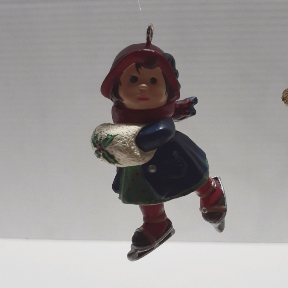 1999 Hallmark Skater Christmas Tree Ornament.